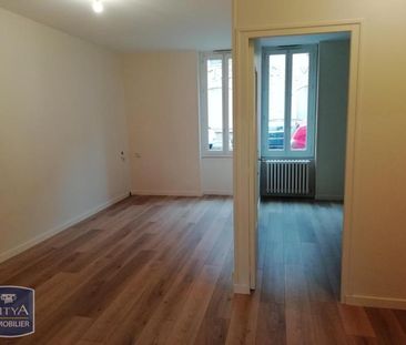 Location Appartement 2 pièces 41m² VILLEFRANCHE SUR SAONE 69400 - Photo 2
