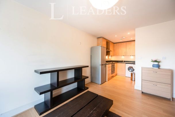 1 bedroom apartment to rent The Roundhouse, Gunwharf Quays, Portsmouth, PO1 - Photo 1