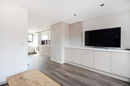 1 bedroom flat to rent - Photo 3