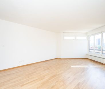 Wunderschöne Wohnung im Zentrum von Biel! - Photo 3