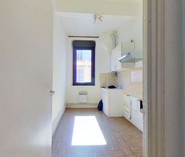 Location Appartement 2 pièces 56m² - Photo 4