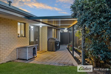 Modern Family Living in the Heart of Baldivis - Photo 4