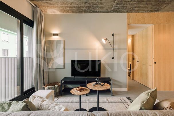 1 bedroom luxury Apartment for rent in Lisbon - Photo 1