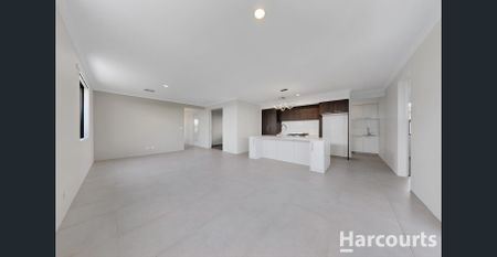 Brand New Quality Home in Illyarrie Estate - Be Quick! - Photo 3