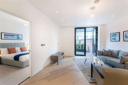 A fabulous furnished one bedroom apartment situated on the fourth floor of 6 Wood Crescent. - Photo 3