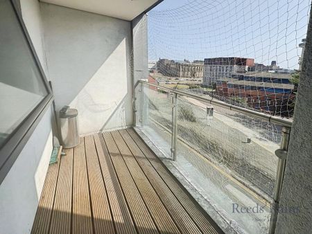 2 bedroom apartment to rent - Photo 5