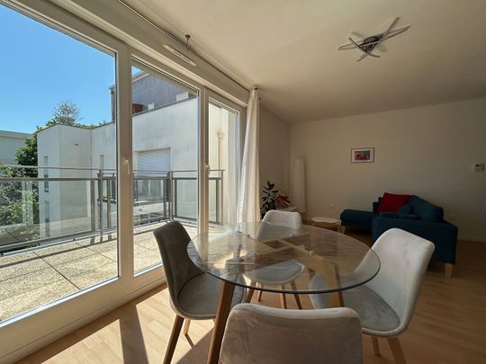 Location Appartement 3 pièces 61m² - Photo 1