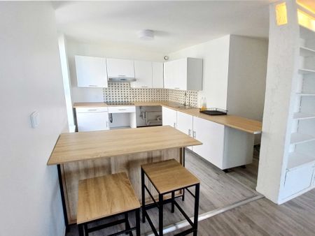 Location Appartement 4 pièces 82m² CRETEIL 94000 - Photo 4