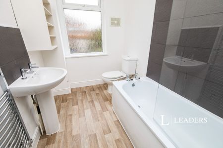 2 bedroom mid-terrace to rent Brough Street, Derby - Photo 4