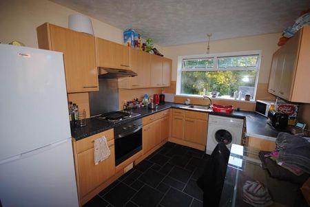 6 bedroom house to rent - Photo 3