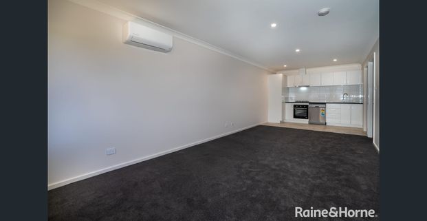 LOW MAINTENANCE UNIT - Photo 1