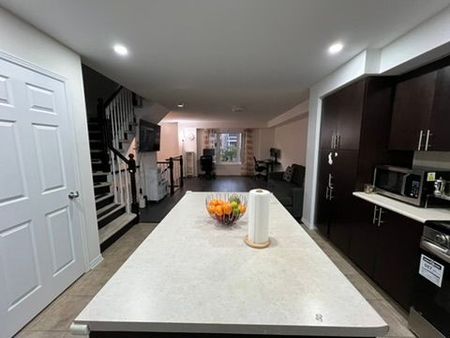 For Lease - 3050 Erin Centre Boulevard Unit# 151, Mississauga, Ontario - Photo 2