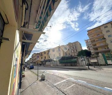 Bilocale in affitto - Photo 2