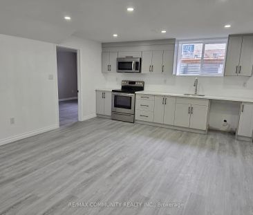 Property For Lease | X8351820 - Photo 5