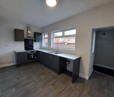 2 bedroom terraced house to rent - Photo 6