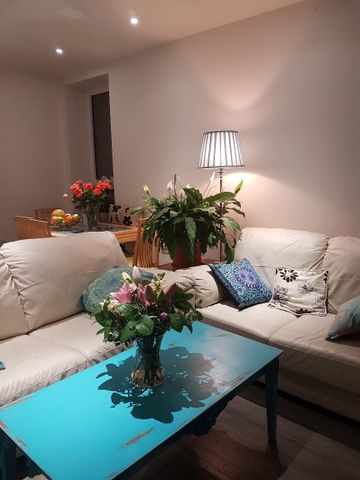 Two Bedrrom Two Bathroom Apartment To Let West Hendon NW9 - Photo 3