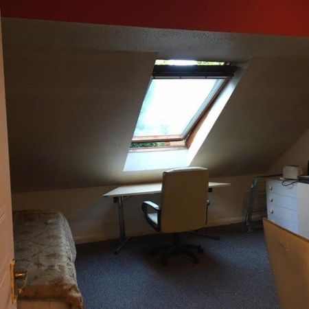 2 bedroom house share to rent - Photo 2