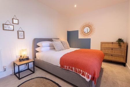 2 bedroom serviced apartment to rent - Photo 5