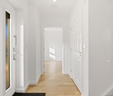 3 bedroom end of terrace house to rent - Photo 4