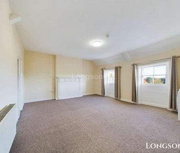 London Street, Swaffham, PE37 - Photo 2