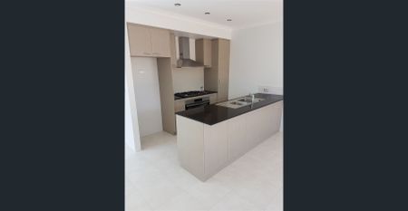 Low maintenance in popular Kealy - Photo 2