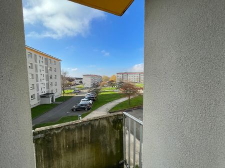 Location - Appartement T3 - 63 m² - Montbéliard - Photo 3