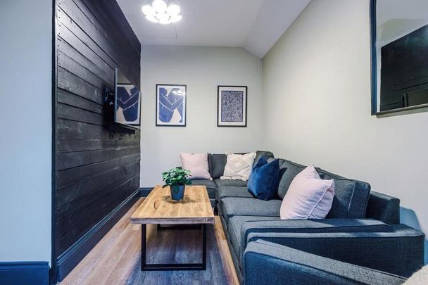 6 bedroom house to rent - Photo 1