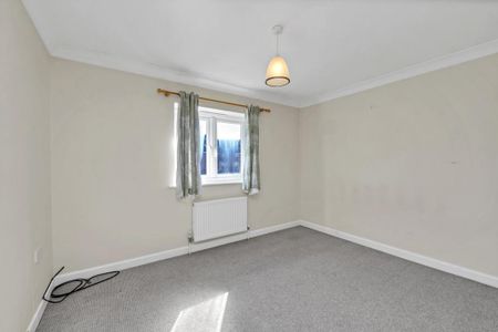 3 bedroom detached house to rent - Photo 4