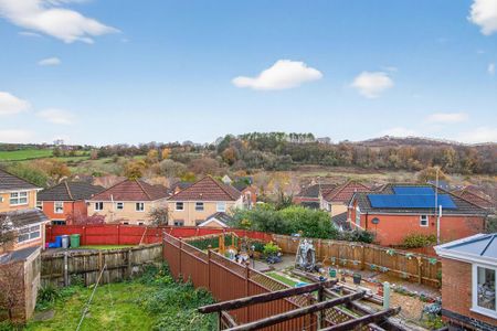 4 bedroom detached house to rent - Photo 5