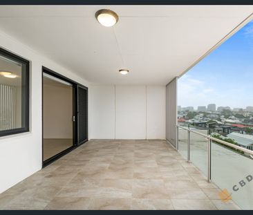5/748 Brunswick Street, Fortitude Valley, Qld 4006 - Photo 2