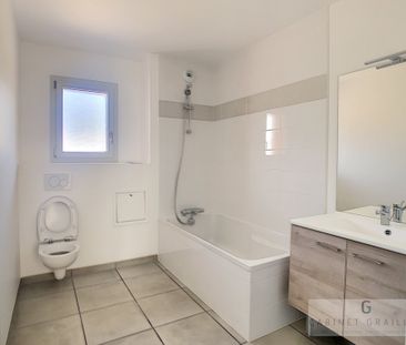 Location Appartement 3 pièces 72m² LA MOTTE SERVOLEX 73290 - Photo 4