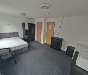 Studio Flat, ., SW9 - Photo 2