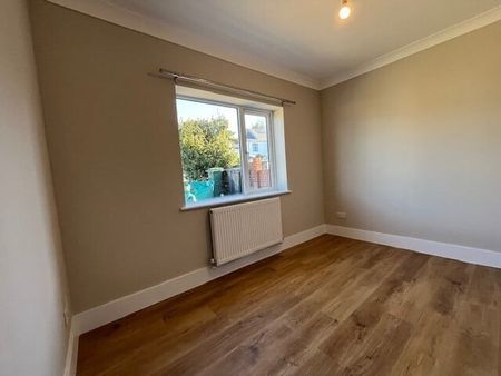 Heathfield Avenue, Saltdean - Photo 4