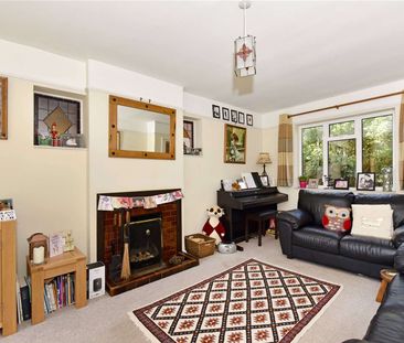 A two bedroom detached cottage with long garden and off street park... - Photo 1