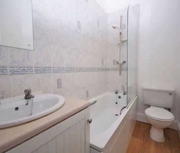 A 1 Bedroom Flat in Fairview GL52 2JU - Photo 5