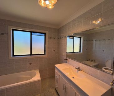 Neat & Tidy Townhouse in a Convenient Location - Photo 4