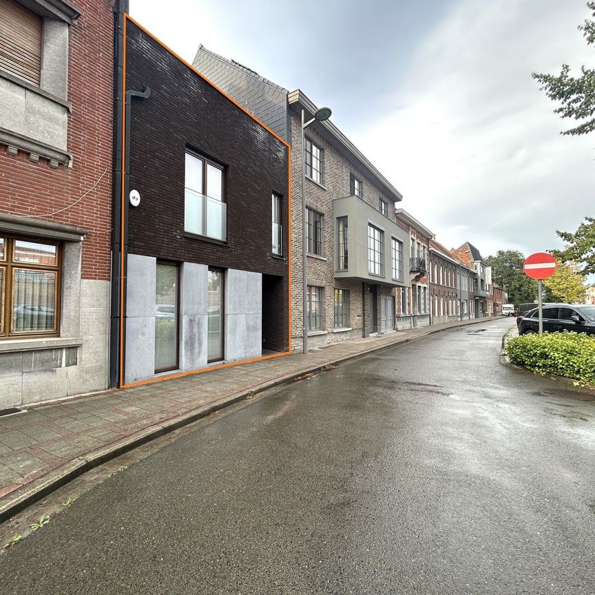 Instapklare & energiezuinige woning met 3 slaapkamers te centrum Tielt! - Foto 1