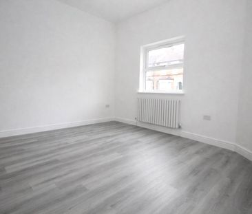 Alexandra Place, London, SE25 6JE - Photo 3