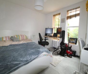 2 Bedroom Apartment To Let - Photo 6