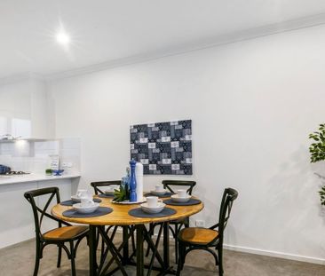18 Topal Drive, Officer VIC 3809 - House For Rent | Domain - Photo 3