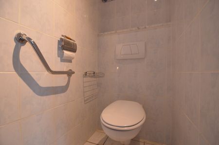 Te huur: Ruime woning met tuin en dubbele garage - Photo 5