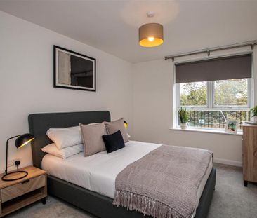 2 bedroom apartment to rent - Photo 4