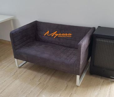 Piso de alquiler en Centro - Photo 1