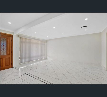 17 Adelaide Street, Oxley Park, NSW 2760 - Photo 3
