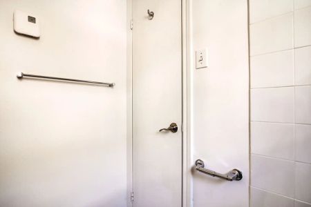 25 Avenue des Pins — Studio - unit 437 - Photo 5