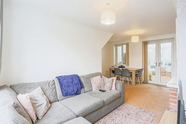 Don Avenue - Photo 1