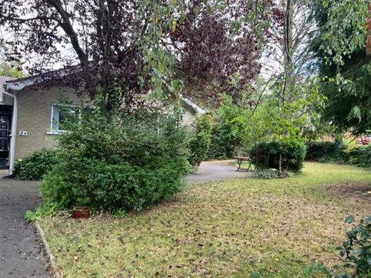 24 Piney Hills, Malone Road, Belfast, BT9 5NR - Photo 1