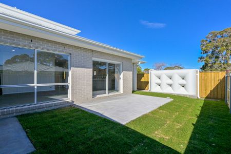 Three Bedroom Townhouse In Tahmoor - Photo 2