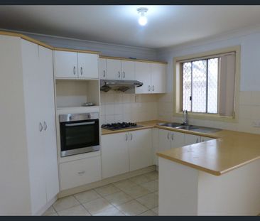 Walk to Station - Photo 6