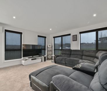 1 Opal Place, Perth - Photo 1